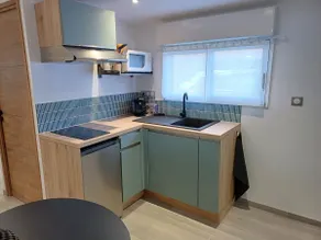 Modern studio 20 m² / 650 m walk from the airport. - Image 4