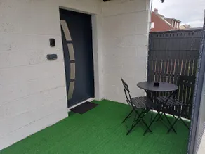 Modern studio 20 m² / 650 m walk from the airport. - Image 3