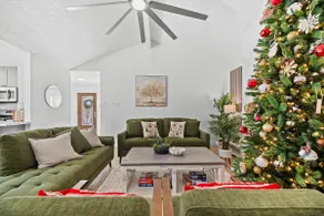Hansun Oasis With Luxe Heated Pool •Prime Location - Image 3