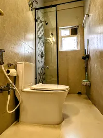 A Refined Boutique Stay near Gariahat - Image 5