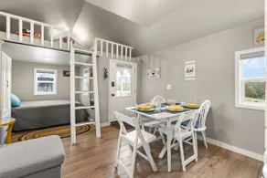 Peaceful Tiny House Escape on a Working Farm - Image 3