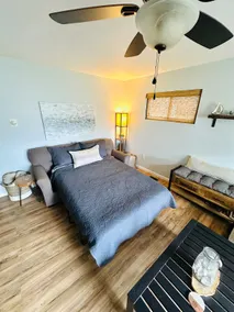 Cozy beach access cottage, 2.5 miles to Caseville - Image 3