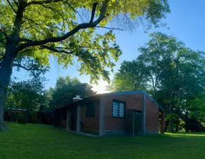A refuge among oaks and pines near the city. - Image 3
