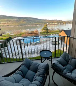 Rhine Hideaway•Balcony with Rhine view•Garage parking space - Image 4