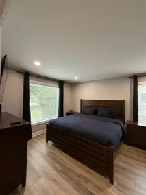 Luxe Home with Michelin Star Kitchen & King Beds - Image 3