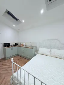 Cosy Corner Cheadle - Image 5