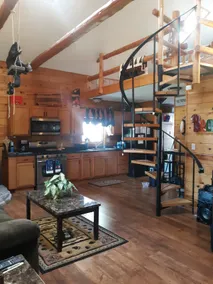 Perfect Little Cabin in a Small Quite Neighborhood - Image 4