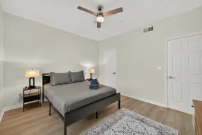 1 Bedroom 1 bath, 2 Bed, Apt With Pool & Gym 106 - Image 4