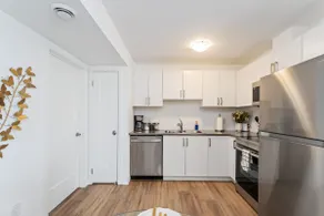 Casa Nova Niagara- New home with a chic and Style - Image 4