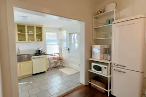 Boutique Historic Cottage | Shiloh + Pickwick - Image 5