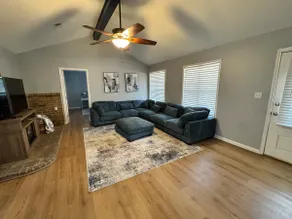 Cozy Family Getaway! - Image 3