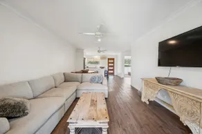 Moonee Stays - Bungalow 5 - Image 4