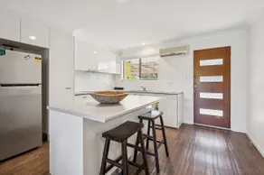 Moonee Stays - Bungalow 5 - Image 3