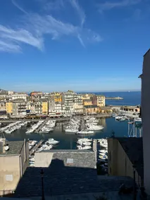 Vieux-Port Apartment - Image 5