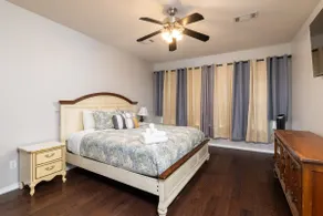 Family Home - Private Pool - Office - Pet Friendly - Image 3