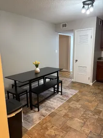 Private 4 Bedroom Side House - Image 4