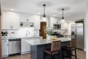Charming Modern Farmhouse Lower Loft - Image 4
