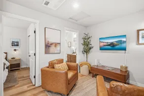 The Peak Loft (Tesla Charger) - Image 4