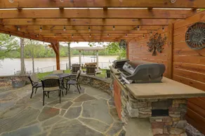 The Great North Lakehouse - Image 5
