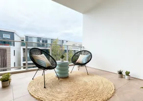 Modern Two-Level Apartment in the Heart of Epping - Image 3