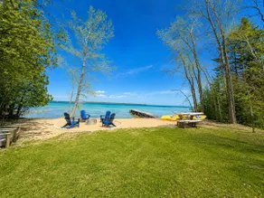 Lakefront Home in Baileys Harbor - Image 3
