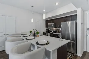 Walkable Domain 2BR w/ Pool, Dining & Luxury Shops - Image 4