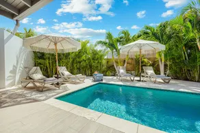 Villa Lua at Palm Beach Hotel Area - Image 2