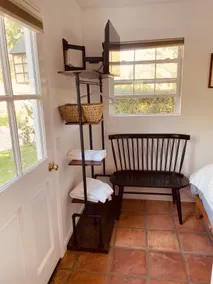 The Dog House - Image 4
