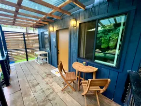 Cozy Off-Grid Rainforest Cabin • Volcano Bath - Image 4