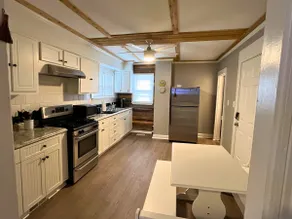 5-bedroom home in Hertford - The Penn Ave Retreat - Image 5