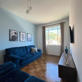 Downtown Apartment with Parking - Image 3