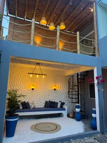 Santorini House - Luxury and leisure with Greek inspiration - Image 2