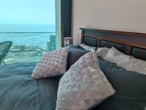 Studio · Ocean view · 19th floor · Fast WiFi - Image 3