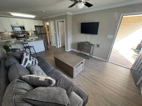 Renovated, One Bedroom Short-Term Rental - Image 2