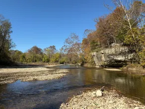 Dogs Bluff Riverhouse - Image 4