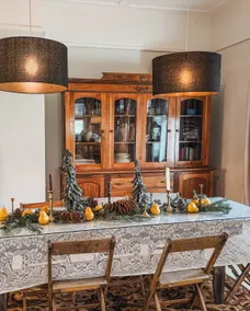 The Cozy Farmhouse in the City - Image 4