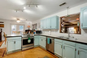 Chatfield Retreat | Hot Tub, EV, Firepit, Sleeps 8 - Image 3