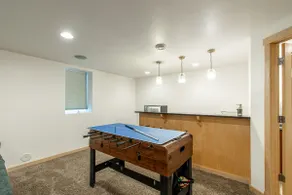 3BR | 7 minutes to Sanford, Fenced Yard, Games - Image 5
