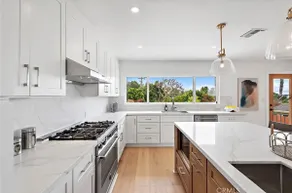 Ocean View Luxury 5BR Modern Coastal Home - Image 4