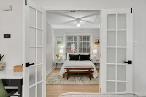 The Cove | Fresh | Modern | 3BR | By Highways - Image 5