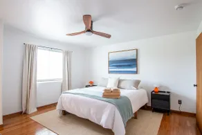 4BR | Sleeps 8, Fenced Yard, Games, King x 2 - Image 5