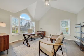 Huge Kid-Friendly Near UD, 1stFl Master +Office - Image 5