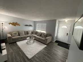 Entire Townhome| Near Hwy 2, YEG Airport & Outlets - Image 3