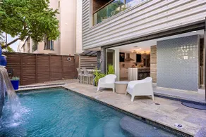 Luxury Villa with Pool, Rooftop Deck & 2 Kitchens - Image 2
