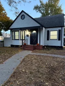 3 Bed 1 Bath House Downtown Ferndale Woodward Ave. - Image 4