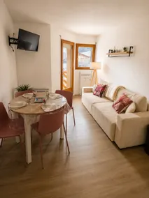 Mountain view in the heart of the slopes with balcony - Image 2