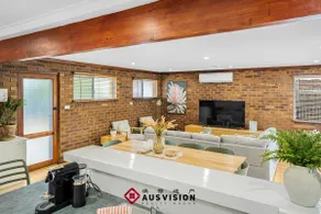 The Karri Oasis-Central-Pool, BBQ, Airport, Curtin - Image 3
