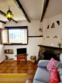 The Little Hideout - Image 5