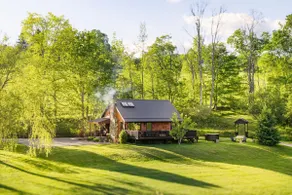 Destino 2 Valley Cottage-Hot Tub, Fireplace, View - Image 2