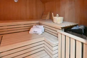 Private Spa Loft Whirlpool Sauna Hamam/Steam Bath - Image 3